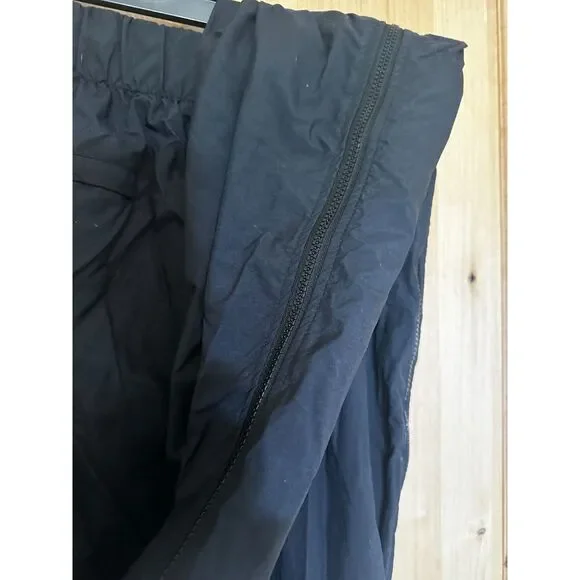 Black Bear Mens Black Snow Pants - Medium EUC - Picture 4 of 6